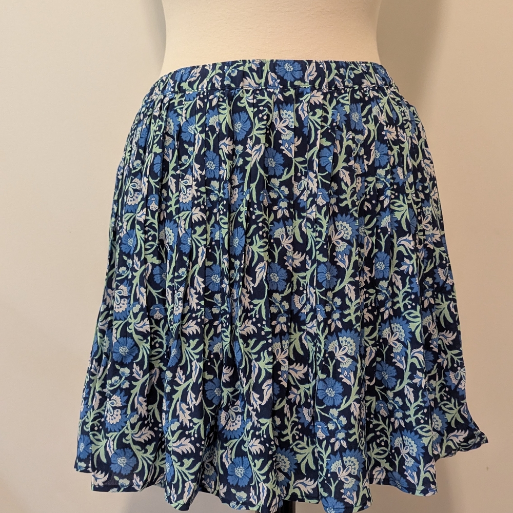 Vineyard Vines Winter Garden Party Blue Floral Pleated Silk Mini Skirt